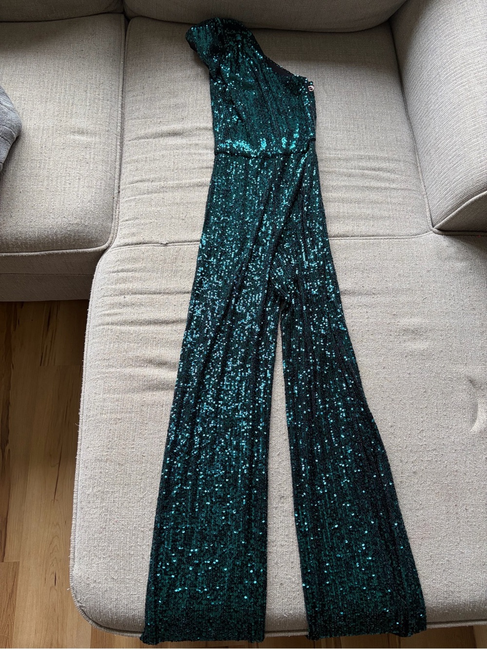 Nookie Teal Green Sequin One Shoulder Vamp Jumpsuit – Size Extra Small